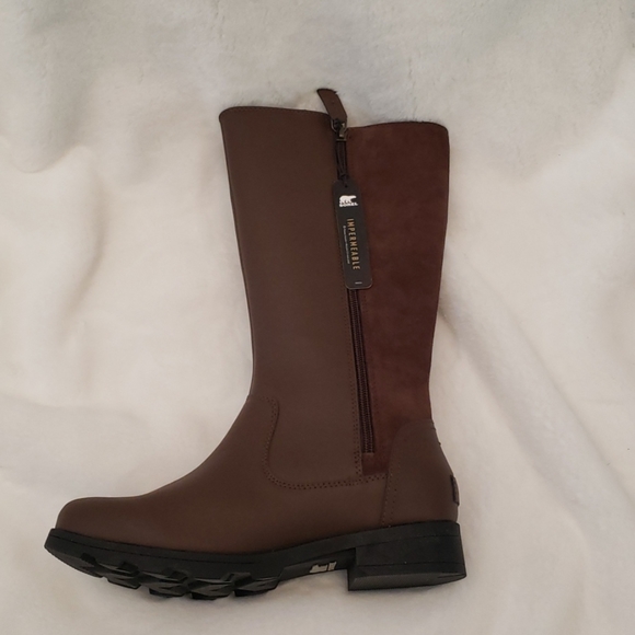BRAND NEW Sorel Youth Emelie Tall Boots in… - Picture 2 of 8